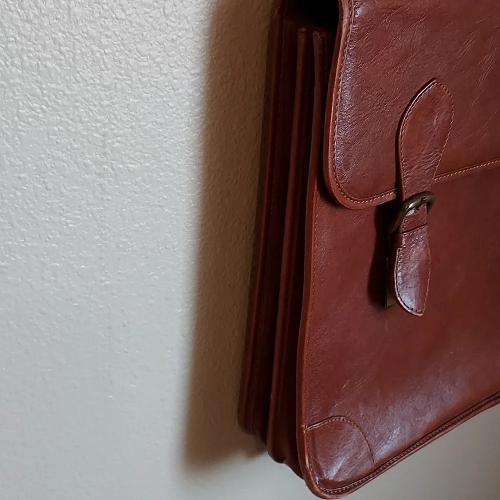 Beautiful Leather Nordstrom Attachie Case